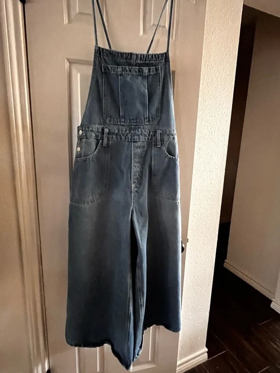 Oli & Hali Light Blue Wide-Leg Denim Overalls - Picture 2 of 5